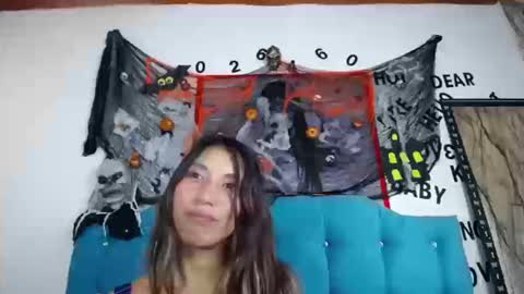 Snapshot of sweet_skylove_ chatting on October 17, 2025, 4:09 pm Adriana online show from October 17, 2025, 4:09 pm