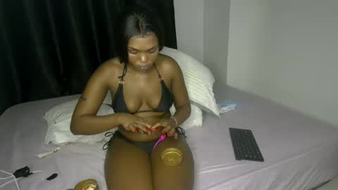 Snapshot of sweet_spoon chatting on March 22, 2026, 8:23 pm Nina online show from March 22, 2026, 8:23 pm