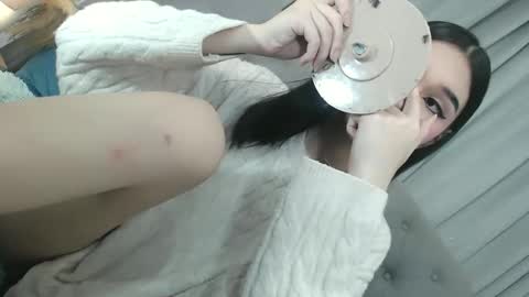 Snapshot of sweet_tatiana28 chatting on May 12, 2026, 3:31 pm sweet_tatiana28 online show from May 12, 2026, 3:31 pm