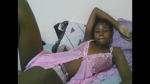 Tatty online show from October 15, 2025, 7:47 pm