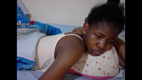 Tatty online show from November 4, 2025, 2:54 am