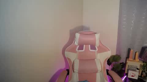 Snapshot of sweet_trishaxx chatting on November 8, 2025, 7:52 am Trisha online show from November 8, 2025, 7:52 am