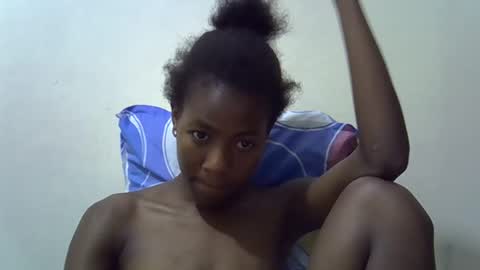 Snapshot of sweet_vee1 chatting on May 10, 2026, 5:29 pm Princess vee online show from May 10, 2026, 5:29 pm