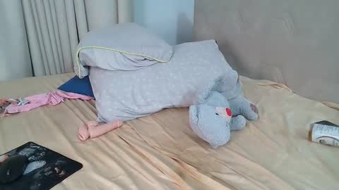 NASHA online show from April 15, 2026, 10:43 pm