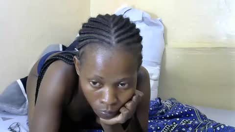 LIANAH online show from February 4, 2025, 8:28 pm