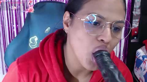 Snapshot of sweetalmaa chatting on February 12, 2026, 10:10 am Alma online show from February 12, 2026, 10:10 am