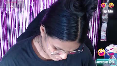 Snapshot of sweetalmaa chatting on February 19, 2026, 7:32 pm Alma online show from February 19, 2026, 7:32 pm