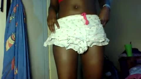 Snapshot of sweetass_02 chatting on July 17, 2026, 9:27 am bianca online show from July 17, 2026, 9:27 am
