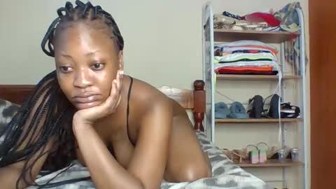 sweetbutterfly99 online show from February 17, 2026, 5:26 am