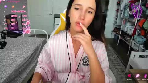 Anna online show from September 12, 2025, 6:41 pm