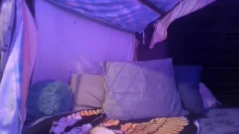 Snapshot of sweetcarimilla83 chatting on January 13, 2025, 6:38 am Jillian online show from January 13, 2025, 6:38 am