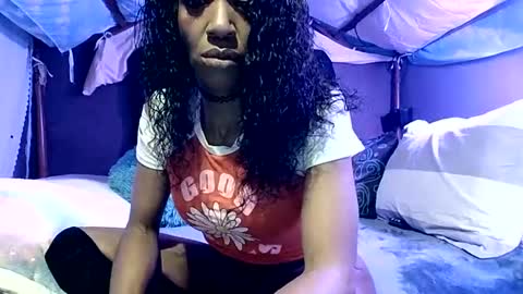 Snapshot of sweetcarimilla83 chatting on January 16, 2025, 7:38 am Jillian online show from January 16, 2025, 7:38 am