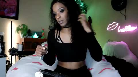 Snapshot of sweetcarimilla83 chatting on January 13, 2026, 7:46 am Jillian online show from January 13, 2026, 7:46 am