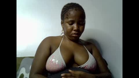 Snapshot of sweetcoochiex chatting on June 14, 2026, 10:56 pm sweetcoochiex online show from June 14, 2026, 10:56 pm
