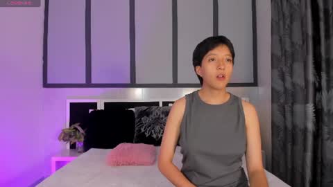Eva Short hair girl  - Victoria Long red hair online show from July 13, 2026, 1:08 am