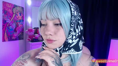       Independent model online show from October 20, 2025, 5:19 am