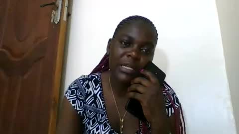 Snapshot of sweetdarkskin chatting on May 25, 2026, 5:02 am CLARIS online show from May 25, 2026, 5:02 am