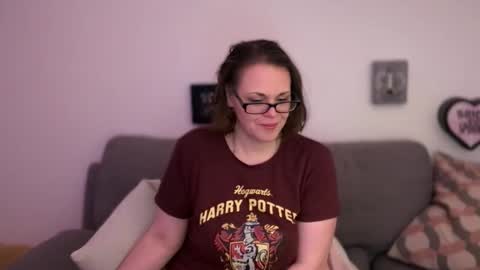 Eileen online show from February 17, 2026, 9:50 am