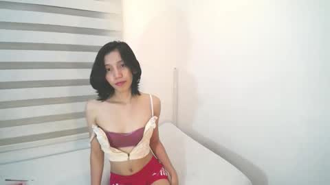 Snapshot of sweetestcelest chatting on April 28, 2026, 2:38 am Celest online show from April 28, 2026, 2:38 am