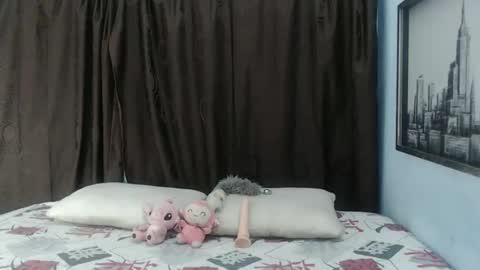 Snapshot of sweetevil19 chatting on February 13, 2025, 3:07 am sweetevil19 online show from February 13, 2025, 3:07 am