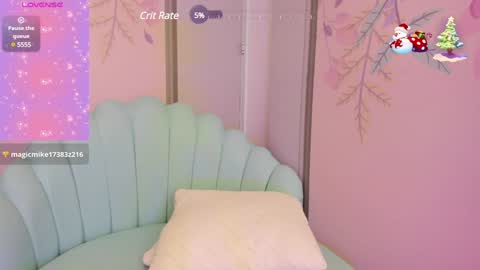 Snapshot of sweetgirl4u_ chatting on December 15, 2024, 4:48 pm MIA online show from December 15, 2024, 4:48 pm