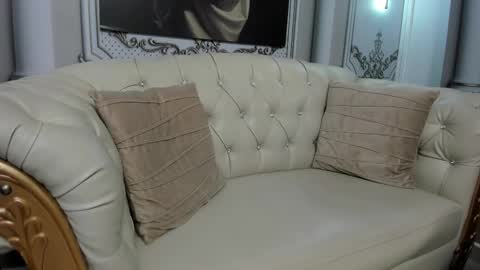 Snapshot of sweetgirl4u_ chatting on October 15, 2025, 8:03 am MIA online show from October 15, 2025, 8:03 am