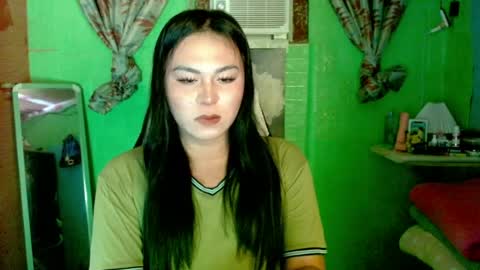 Snapshot of sweetgirl_kathy chatting on May 1, 2026, 1:37 pm Kathy online show from May 1, 2026, 1:37 pm