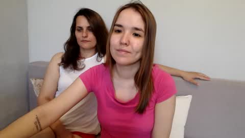 Snapshot of sweetharts69 chatting on May 15, 2026, 5:25 am Alina and Mia online show from May 15, 2026, 5:25 am