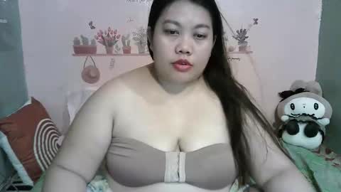 Fuck my boobs69 online show from April 6, 2026, 6:42 pm