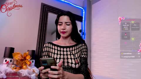 Snapshot of sweetieandjuiicy chatting on December 20, 2024, 2:30 am Call me Nataly  online show from December 20, 2024, 2:30 am