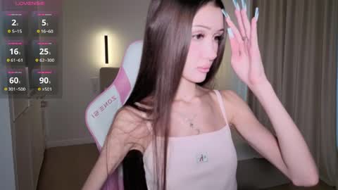 Snapshot of sweetiebones chatting on May 31, 2026, 10:44 pm bratty gf online show from May 31, 2026, 10:44 pm