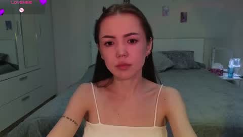 Snapshot of sweetieee_kira chatting on July 7, 2026, 4:48 am sweetieee_kira online show from July 7, 2026, 4:48 am