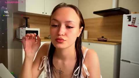 Snapshot of sweetieseva chatting on September 14, 2025, 1:32 pm Eva and Lisa online show from September 14, 2025, 1:32 pm