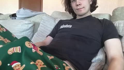 SweetiesKitties online show from April 10, 2026, 11:59 am