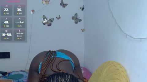 Snapshot of sweetjuicyclit chatting on May 6, 2026, 12:21 pm zuri online show from May 6, 2026, 12:21 pm