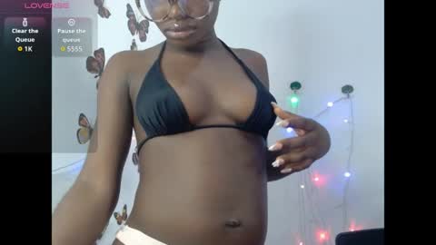 Snapshot of sweetjuicyclit chatting on May 31, 2026, 12:45 pm zuri online show from May 31, 2026, 12:45 pm