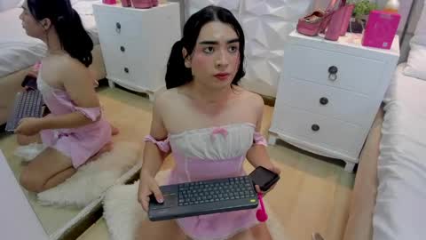 Snapshot of sweetkata_ chatting on April 22, 2026, 7:37 pm kata online show from April 22, 2026, 7:37 pm