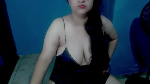 sweetkelly19 online show from March 25, 2026, 12:00 pm