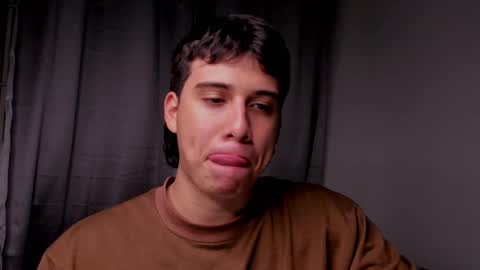 Lian online show from December 14, 2024, 4:12 am