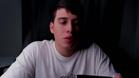 Lian online show from December 15, 2024, 3:24 am