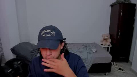 Lian online show from February 19, 2026, 2:40 am