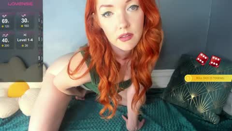 Snapshot of sweetlikestrawberrywine chatting on May 28, 2026, 11:57 pm Strawberry Wine online show from May 28, 2026, 11:57 pm