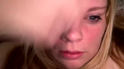 Lisa  online show from February 18, 2026, 2:02 pm