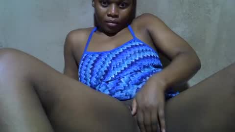 Snapshot of sweetlove982903 chatting on July 7, 2026, 8:29 am sweetlove982903 online show from July 7, 2026, 8:29 am