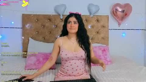 Snapshot of sweetmiel_ chatting on May 2, 2026, 1:32 am sweetmiel_ online show from May 2, 2026, 1:32 am