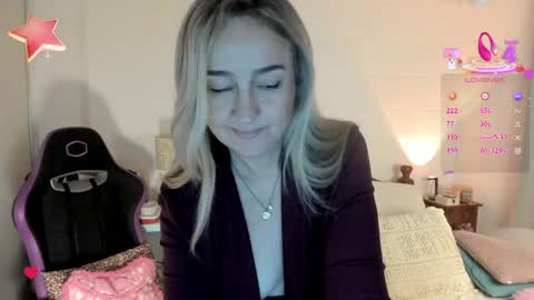 Snapshot of sweetnina_wet chatting on May 22, 2026, 10:48 pm Sweetnina online show from May 22, 2026, 10:48 pm