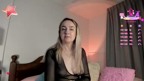 Snapshot of sweetnina_wet chatting on June 26, 2026, 10:58 pm Sweetnina online show from June 26, 2026, 10:58 pm