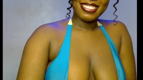 Snapshot of sweetpetitgirl chatting on March 12, 2026, 11:55 pm LILY BRANDY online show from March 12, 2026, 11:55 pm