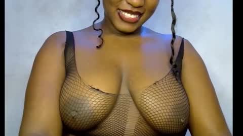 Snapshot of sweetpetitgirl chatting on March 14, 2026, 6:41 am LILY BRANDY online show from March 14, 2026, 6:41 am