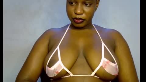 Snapshot of sweetpetitgirl chatting on March 20, 2026, 7:35 am LILY BRANDY online show from March 20, 2026, 7:35 am